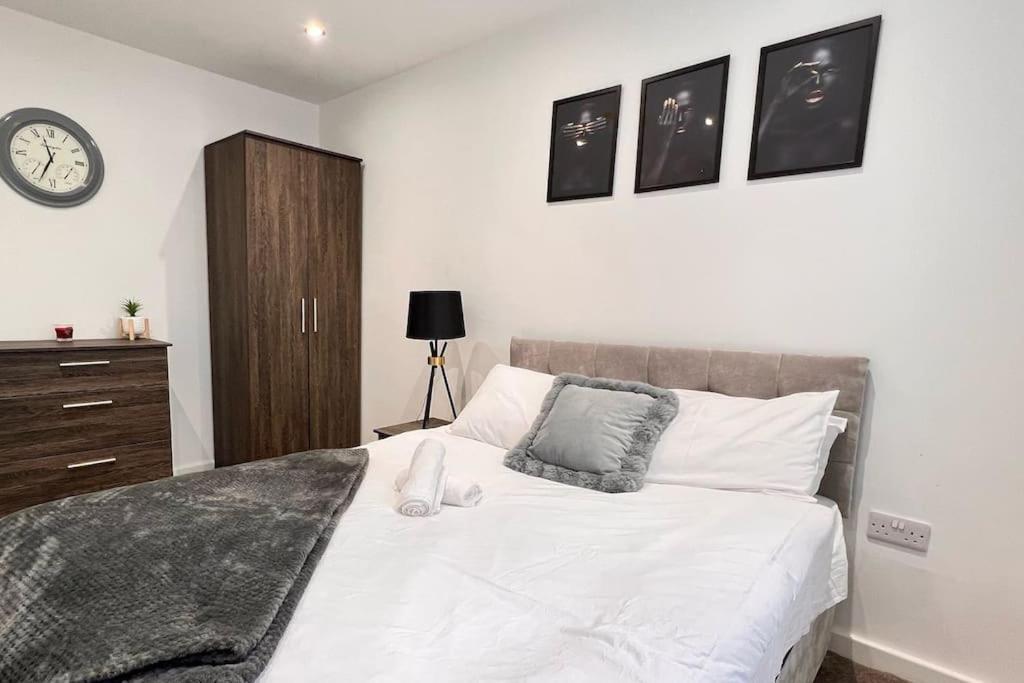 Top Floor Gem In Liverpool City Centre Apartment Bagian luar foto